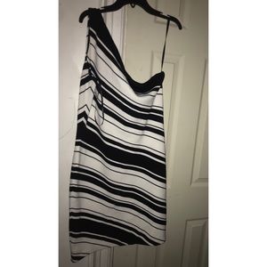 Ralph Lauren Black & White Off The Shoulder